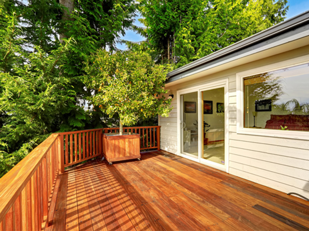 jmc-general-contractor-deck-railing